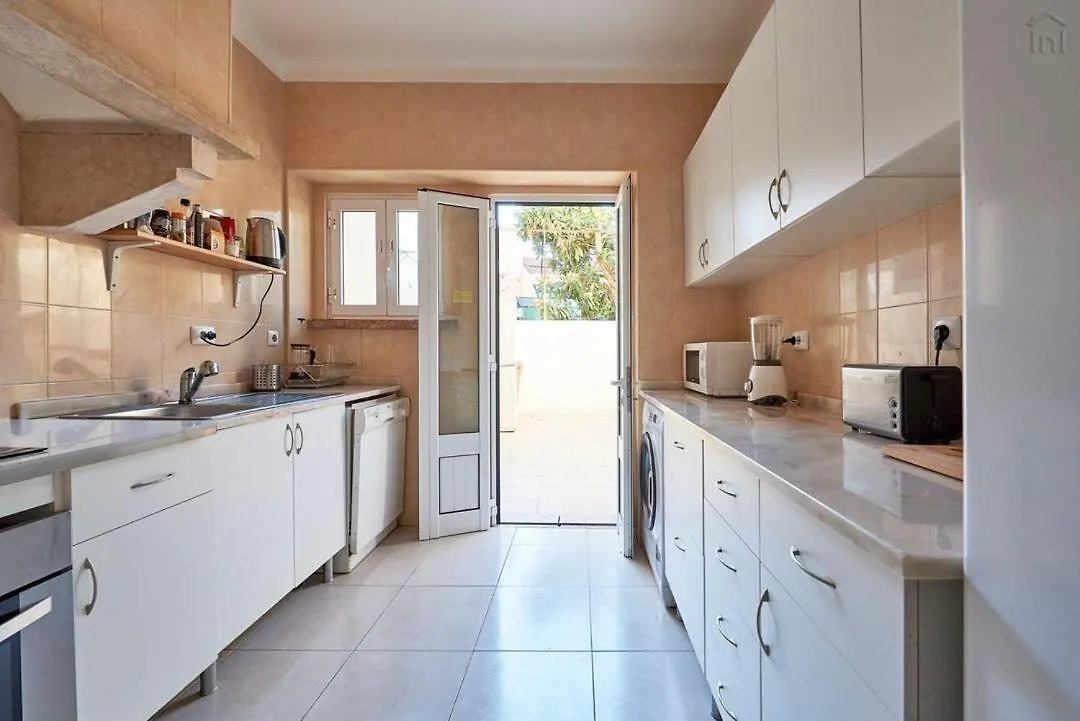 2 Bedroom Apartment In Alameda Lissabon