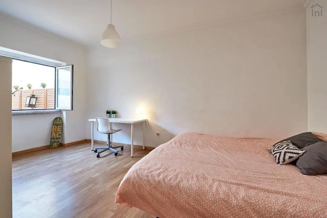 2 Bedroom Apartment In Alameda Lissabon 0*,  Portugal