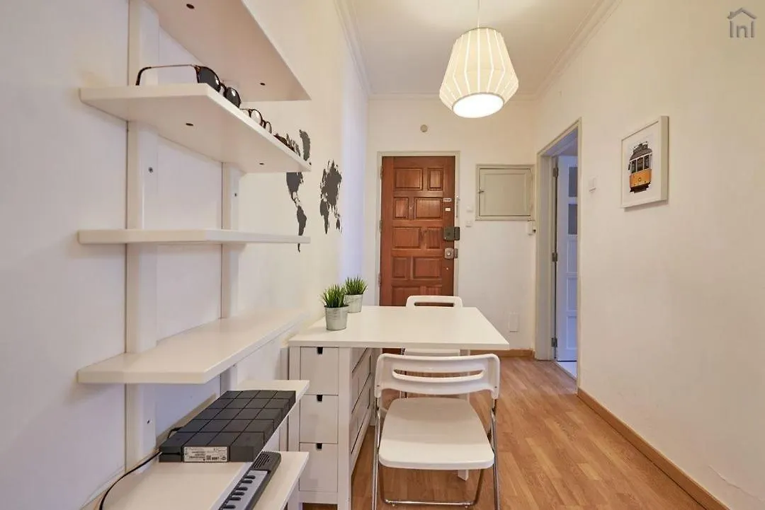 2 Bedroom Apartment In Alameda Lisboa 0*,  Πορτογαλία