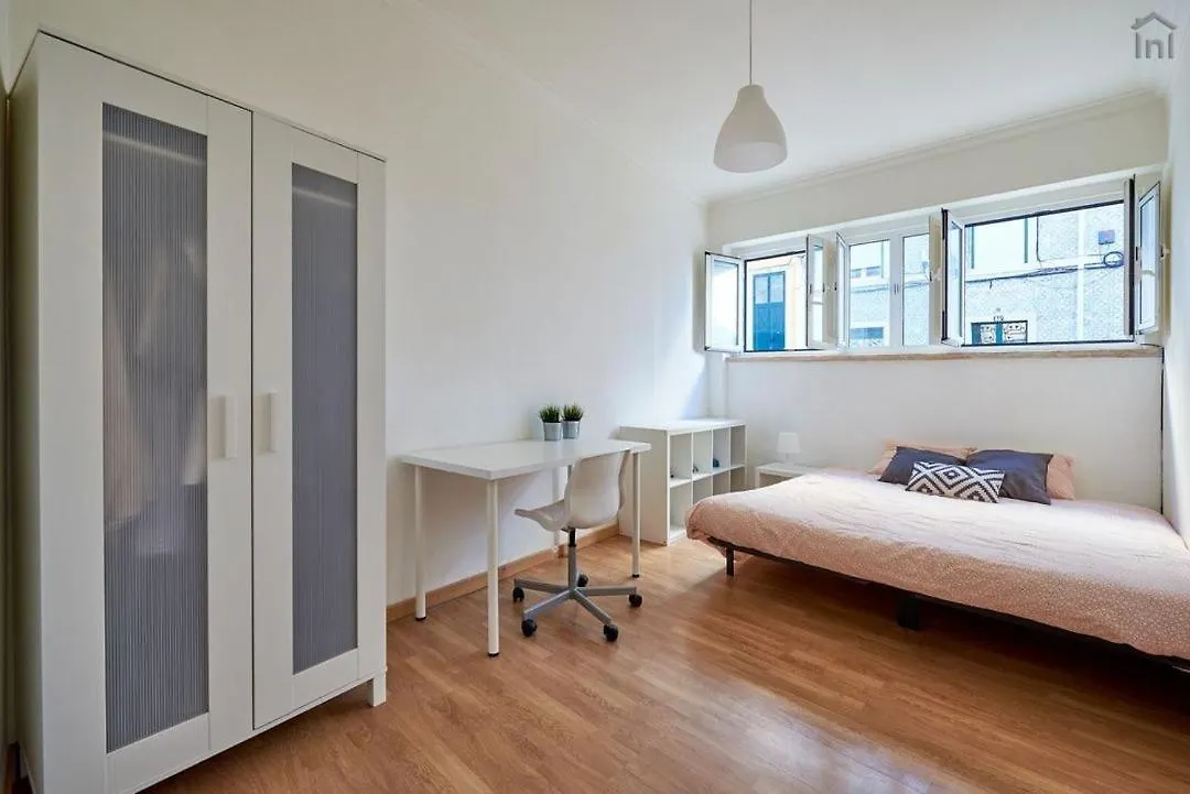 2 Bedroom Apartment In Alameda Lisboa